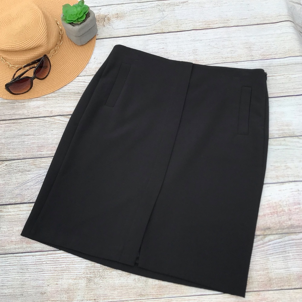 ⚡️Flash Sale $3/15 BRepublic 10P Black Skirt (C)